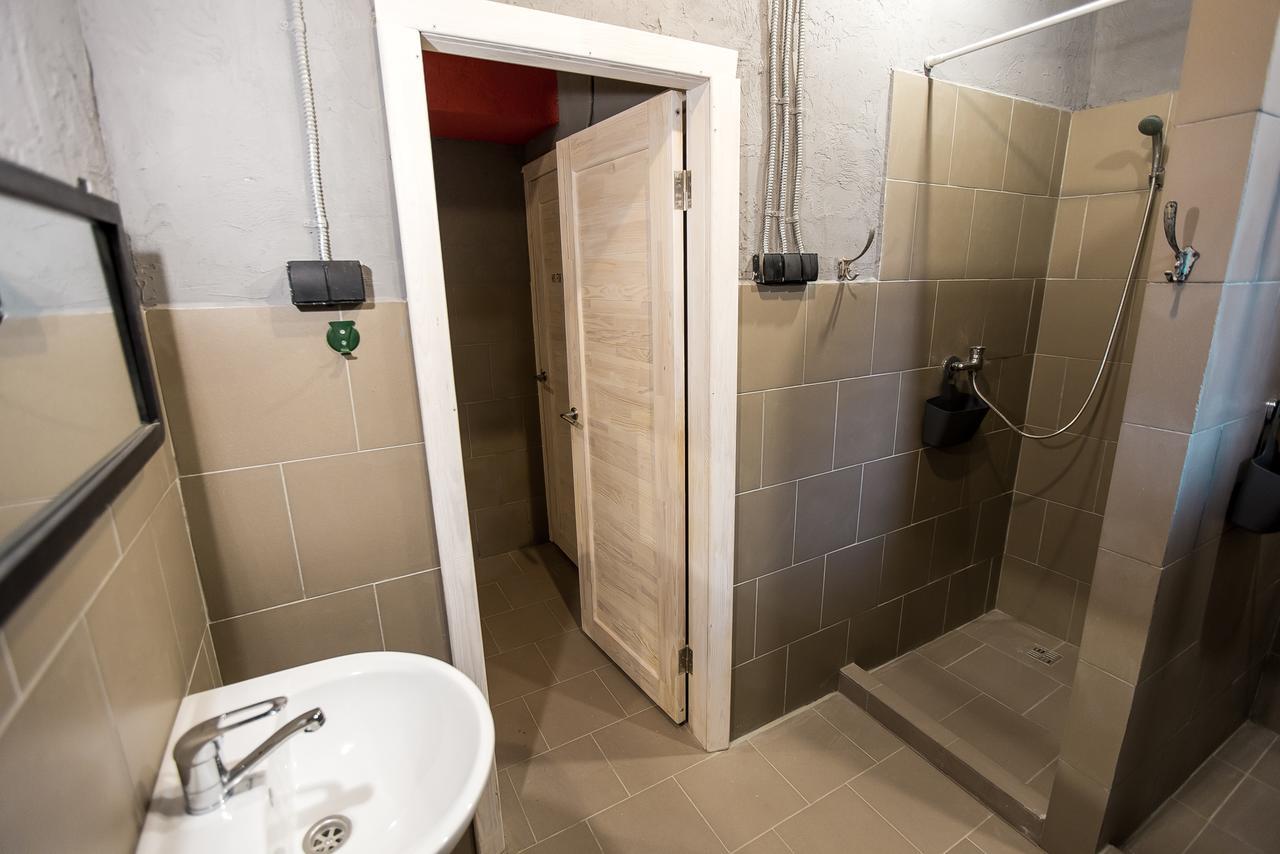 Lviv Loft Prison Hostel Exterior photo